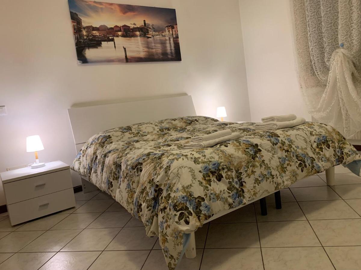 Little And Cozy Flat Near Venice Маргера Экстерьер фото